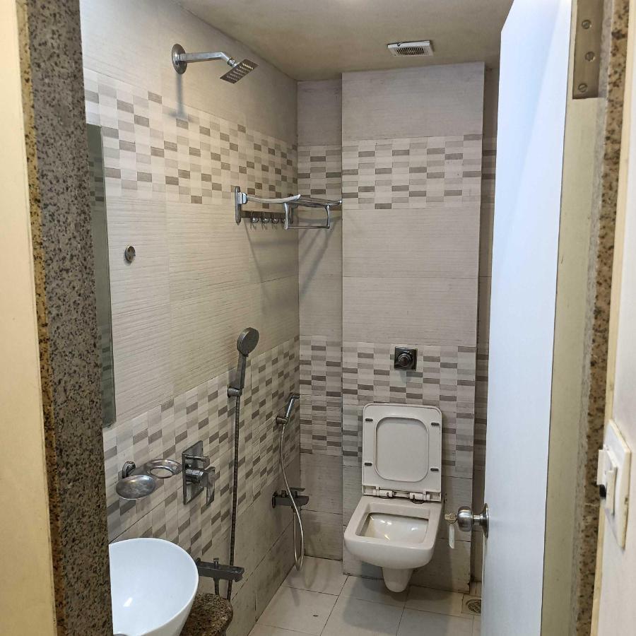 Hotel O Elite Plaza Mumbai Bagian luar foto